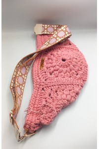 Ροζ Χειροποίητο Belt Bag με Πλεκτό Μπρελόκ Καρδιά & Χρυσές Λεπτομέρειες