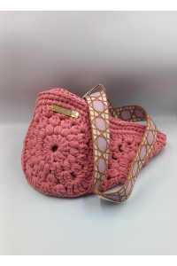 Ροζ Χειροποίητο Belt Bag με Πλεκτό Μπρελόκ Καρδιά & Χρυσές Λεπτομέρειες