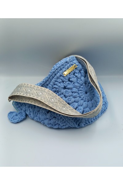 Γαλάζιο Χειροποίητο Belt Bag με Πλεκτό Μπρελόκ Καρδιά & Χρυσές Λεπτομέρειες