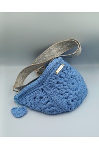 Γαλάζιο Χειροποίητο Belt Bag με Πλεκτό Μπρελόκ Καρδιά & Χρυσές Λεπτομέρειες