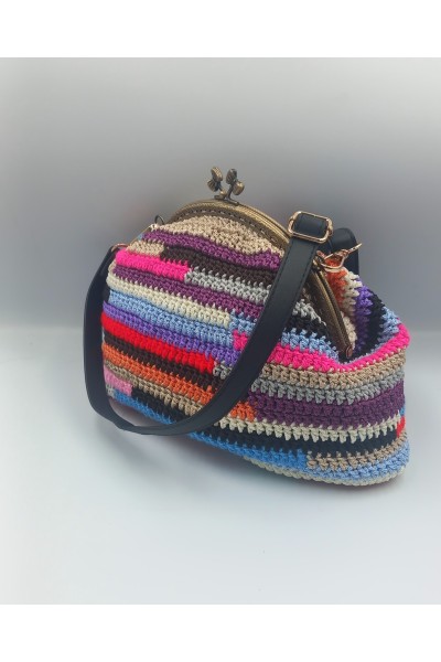 Χειροποίητο πολύχρωμο τσαντάκι