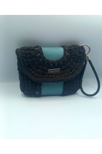 Πλεκτό τσαντάκι με λουράκι καρπού