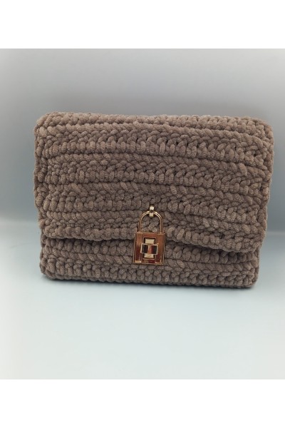 Χειροποίητος πλεκτός  βελούδινος φάκελος φάκελος