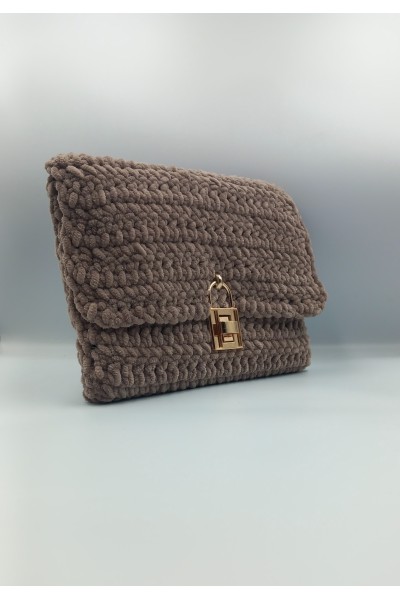 Χειροποίητος πλεκτός  βελούδινος φάκελος φάκελος