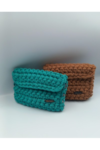 Πλεκτά πορτοφολάκια