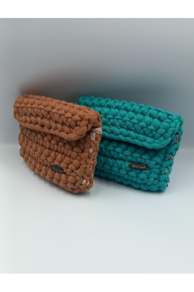 Πλεκτά πορτοφολάκια