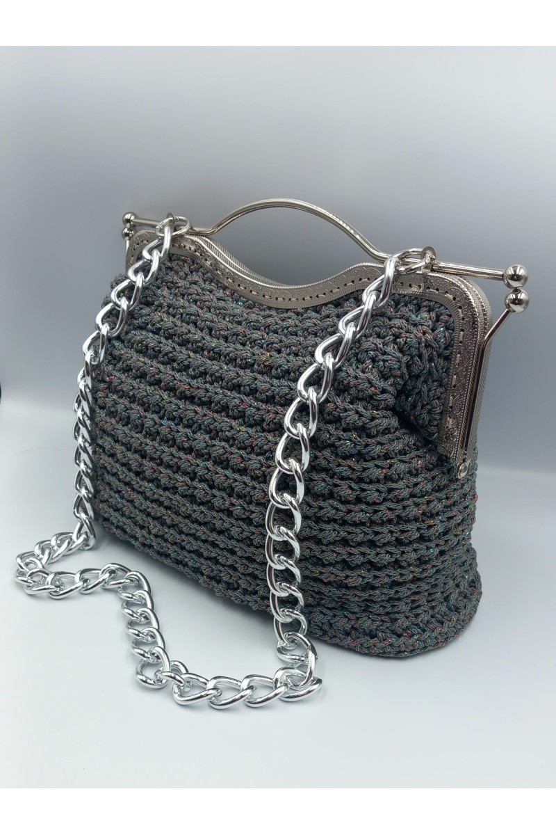 Χειροποίητη πλεκτή τσάντα με ασημί αξεσουάρ