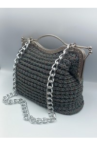 Χειροποίητη πλεκτή τσάντα με ασημί αξεσουάρ