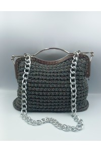 Χειροποίητη πλεκτή τσάντα με ασημί αξεσουάρ
