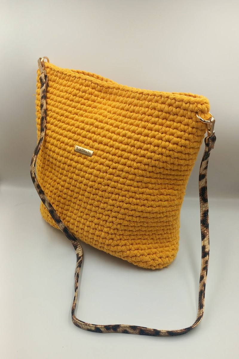 Χειροποίητη πλεκτή τσάντα boho style.