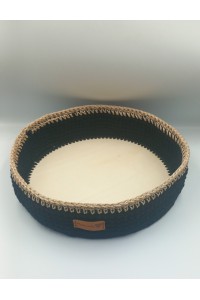 Χειροποίητο πλεκτό καλάθι οργάνωσης.