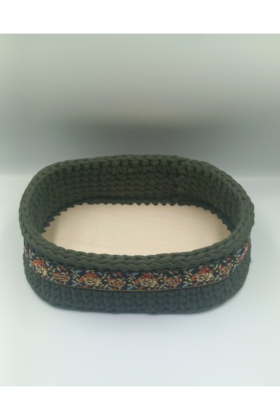 Χειροποίητο λαδί σκούρο πλεκτό καλάθι.