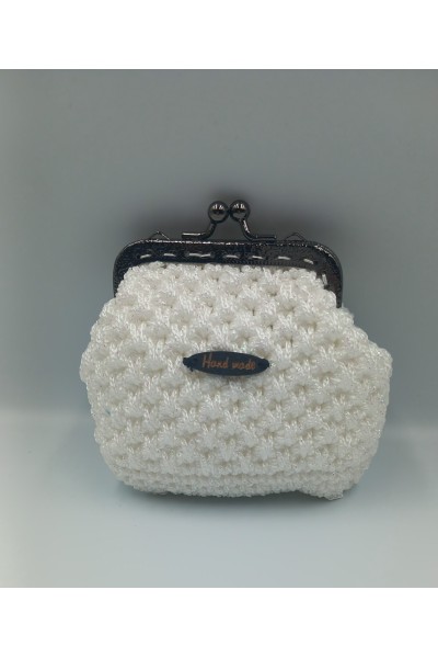 Άσπρο χειροποίητο πορτοφολάκι