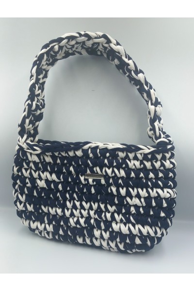 Χειροποίητη πλεκτή τσάντα με πλεκτό χερούλι