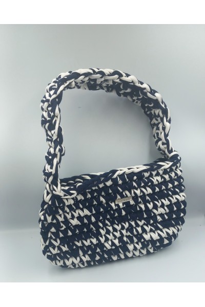 Χειροποίητη πλεκτή τσάντα με πλεκτό χερούλι
