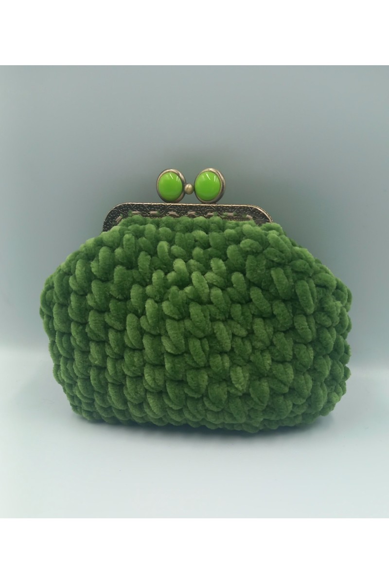 Βελούδινο πορτοφόλι.