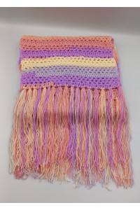 Χειροποίητο πλεκτό κασκόλ.