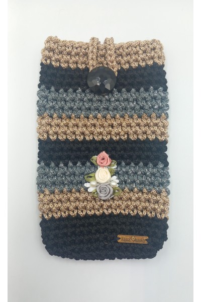 Χειροποίητη πλεκτή θήκη κινητού.