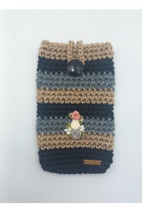 Χειροποίητη πλεκτή θήκη κινητού.