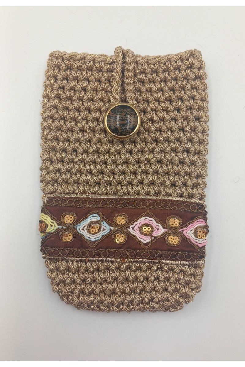 Χειροποίητη πλεκτή θήκη κινητού.