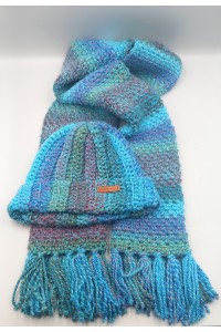 Σετ κασκόλ και σκουφάκι.