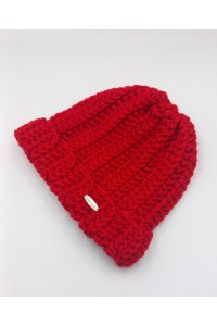 Γυναικείο χειροποίητο πλεκτό κόκκινο σκουφάκι.