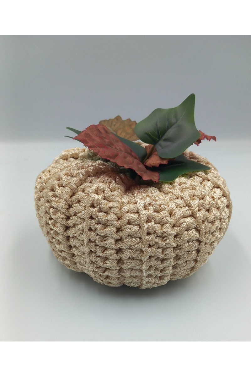 Χειροποίητη κολοκύθα-γούρι.