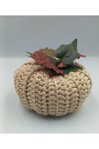 Χειροποίητη κολοκύθα-γούρι.