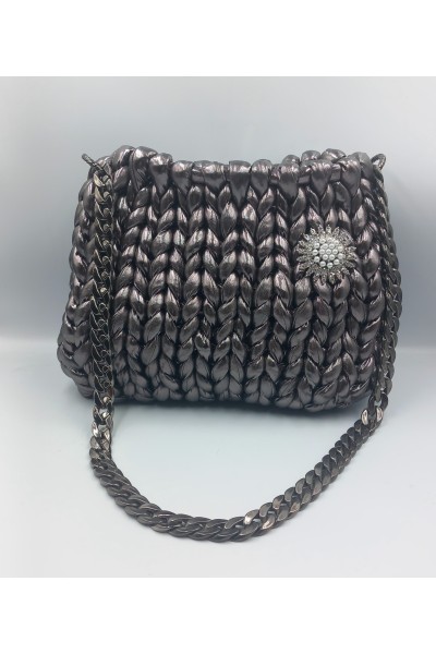 Χειροποίητη metallic τσάντα σε γκρι-ανθρακί.