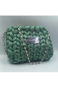 Πλεκτή Τσάντα Χειρός/Ώμου "Emerald Green" με μεταλλικές λεπτομέρειες.