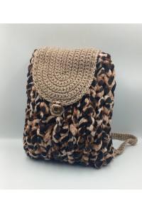 Χειροποίητο πλεκτό backpack με βελούδο animal print νήμα.