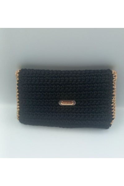 Χειροποίητη πλεκτή καπνοθήκη σε μαύρο χρυσό.