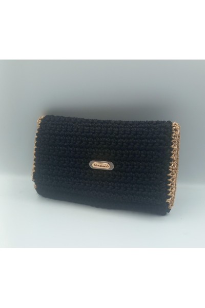 Χειροποίητη πλεκτή καπνοθήκη σε μαύρο χρυσό.