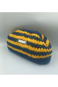 The Electric Stripes: Η Τσάντα που Μαγνητίζει τα Βλέμματα!