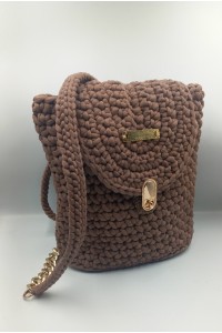 Χειροποίητο Πλεκτό Backpack σε Καφέ Σοκολατί με Χρυσές Λεπτομέρειες & Εσωτερική Επένδυση