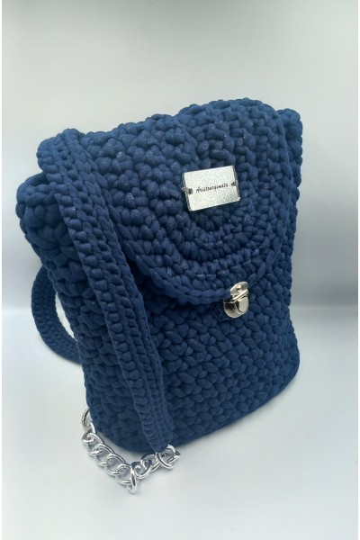 Χειροποίητο Πλεκτό Backpack Navy Blue με Ασημένιες Λεπτομέρειες & Εσωτερική Επένδυση.