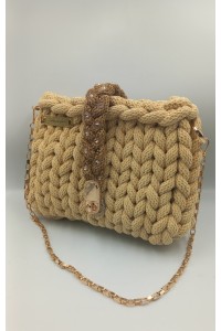 Χειροποίητη Πλεκτή Τσάντα Ώμου "Aristourgimata" – Beige & Caramel με Jewel Λεπτομέρειες ​.